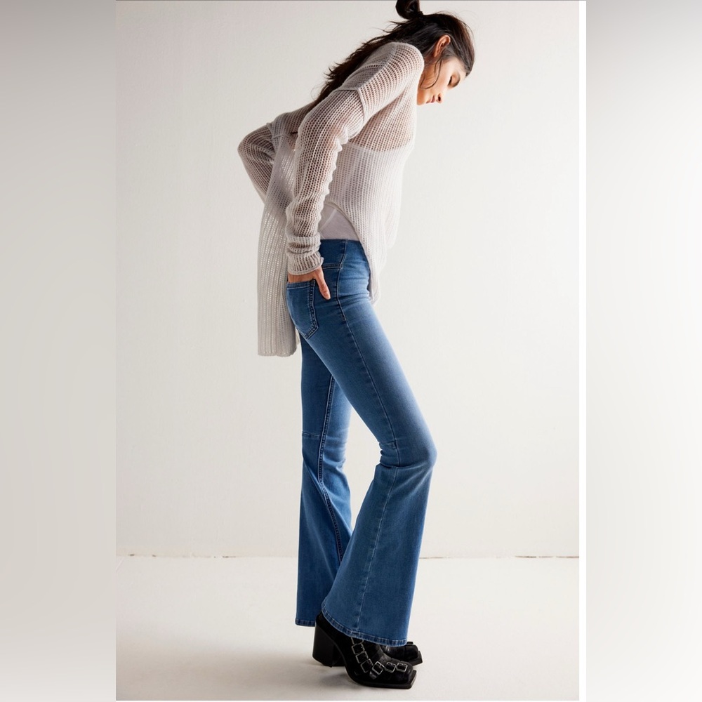Free people Penny pull-on flare jeans .